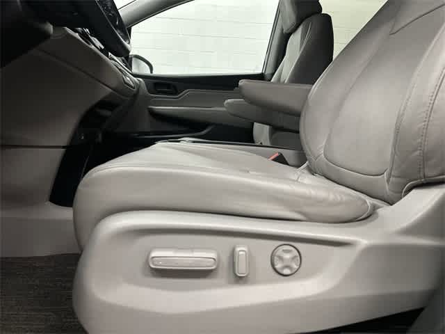 2024 Honda Odyssey EX-L Obsidian Blue Pearl at Honda of Clear Lake