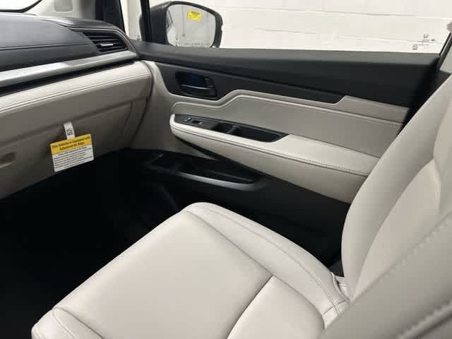 2026 Honda Odyssey EX-L Platinum White Pearl at Honda of Clear Lake