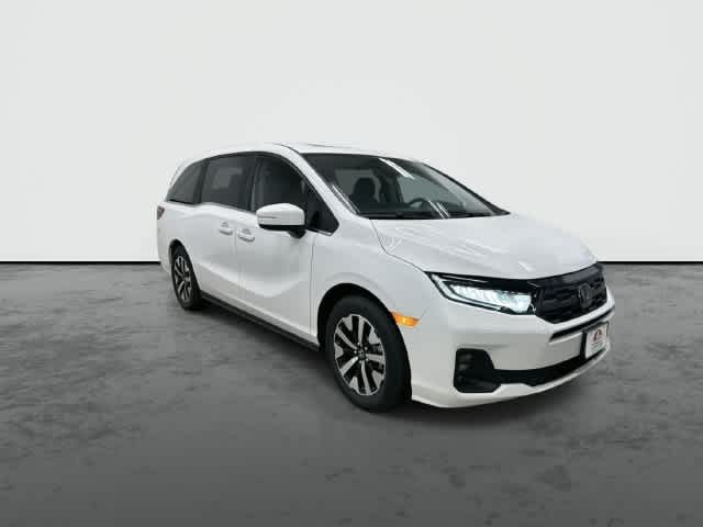2026 Honda Odyssey photo 6 of 32