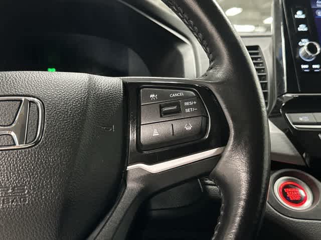 2025 Honda Odyssey photo 18 of 32