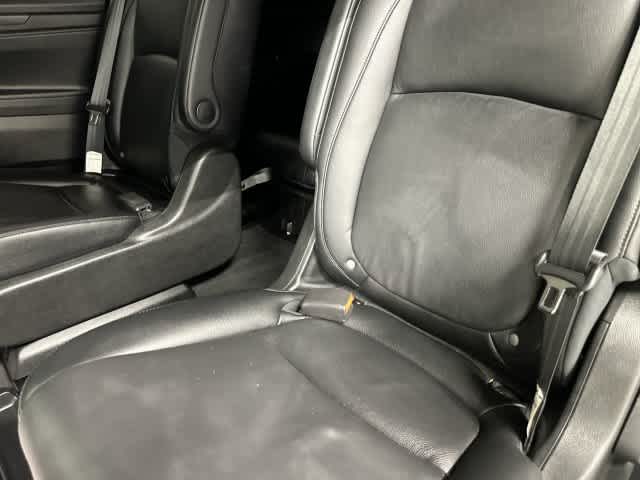 2025 Honda Odyssey photo 11 of 32