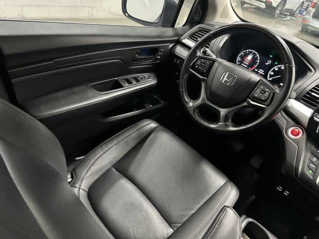 2025 Honda Odyssey photo 12 of 32