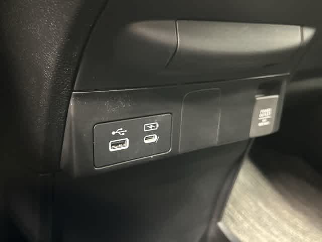 2025 Honda Odyssey photo 25 of 32