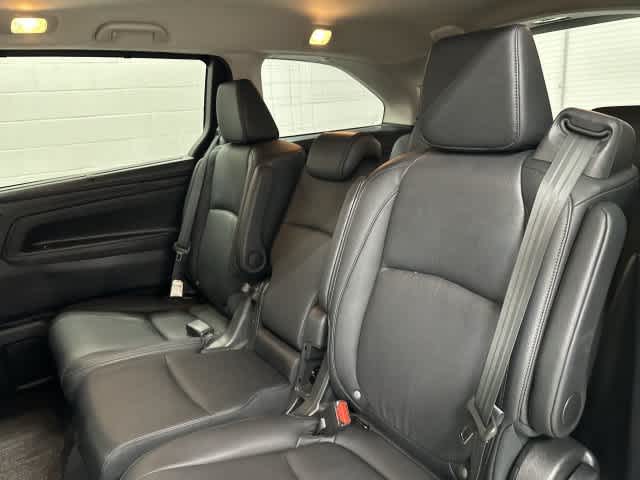 2025 Honda Odyssey photo 14 of 32
