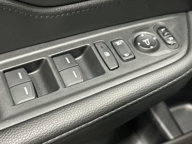 2025 Honda Odyssey photo 20 of 32