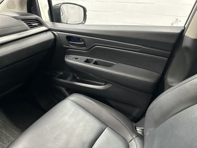 2025 Honda Odyssey photo 13 of 32