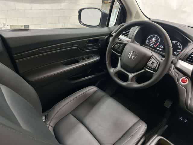2025 Honda Odyssey EX-L Silver at Honda of Clear Lake