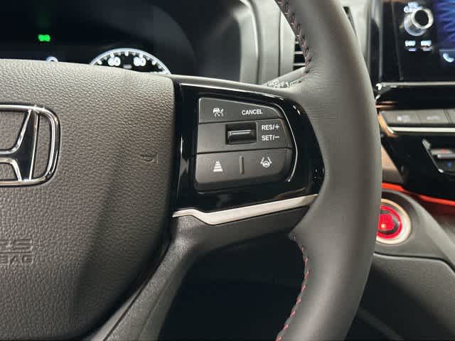 2026 Honda Odyssey photo 18 of 32