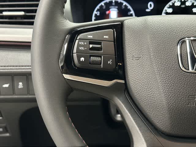 2026 Honda Odyssey photo 17 of 32