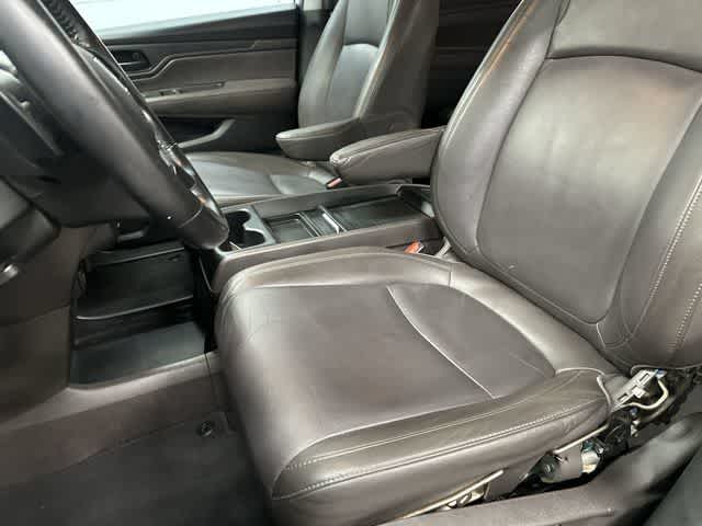 2019 Honda Odyssey EX-L w/Navi/RES Lunar Silver Metallic at Beck & Masten Kia