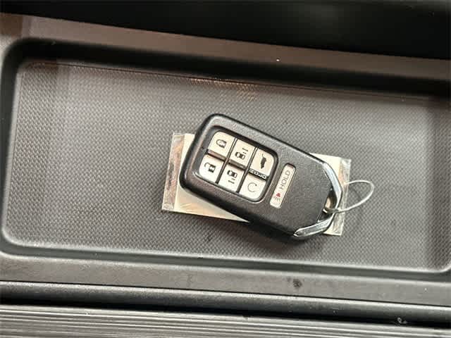 2020 Honda Odyssey EX-L Deep Scarlet Pearl at Honda of Clear Lake