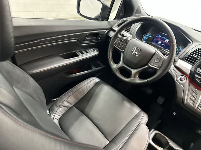 2024 Honda Odyssey Sport - 11