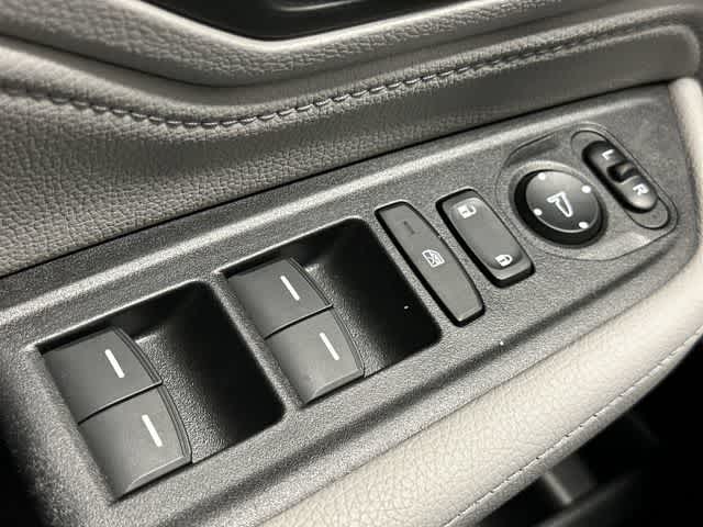 2018 Honda Odyssey Touring Lunar Silver Metallic at Beck & Masten Kia