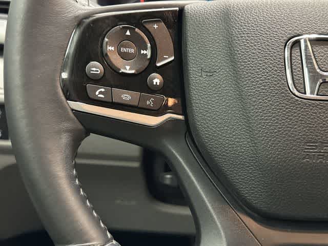 2018 Honda Odyssey Touring Lunar Silver Metallic at Beck & Masten Kia