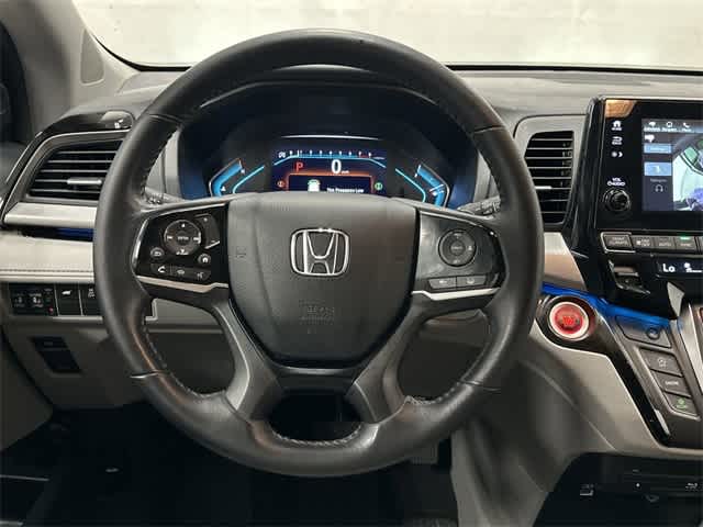 2023 Honda Odyssey Touring Lunar Silver Metallic at Honda of Clear Lake
