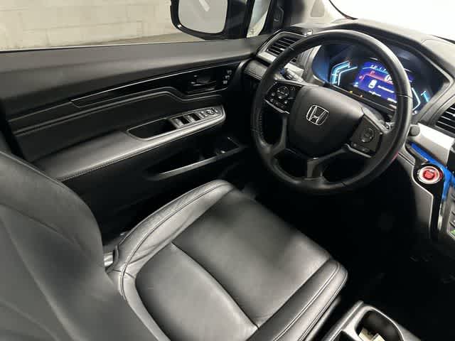 2024 Honda Odyssey Touring Modern Steel Metallic at Honda of Clear Lake
