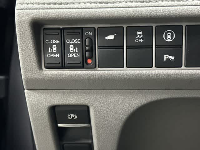 2024 Honda Odyssey photo 19 of 33