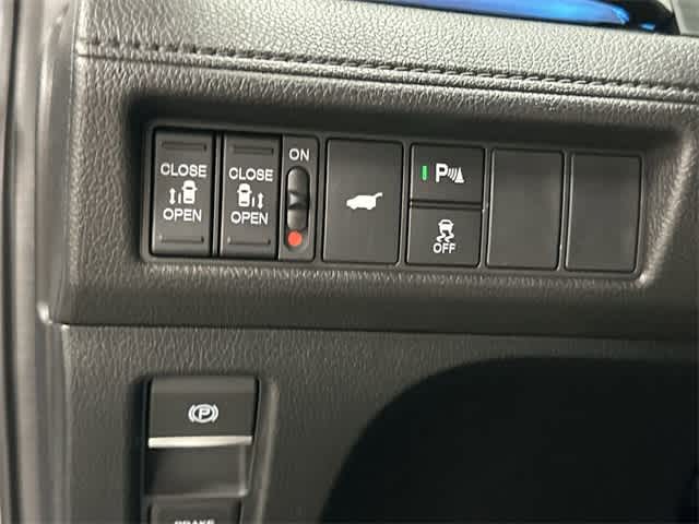 2026 Honda Odyssey Touring Sonic Gray Pearl at Honda of Clear Lake