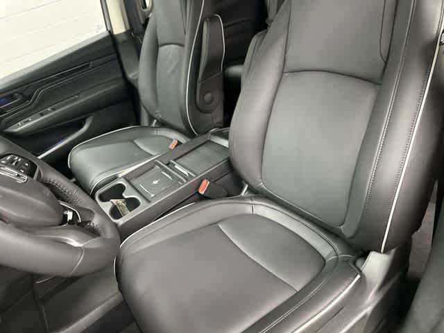 2026 Honda Odyssey Touring - 9