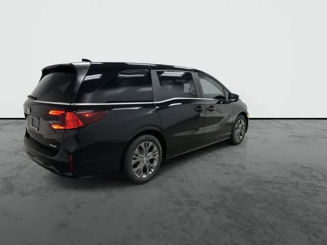 2026 Honda Odyssey Touring - 3