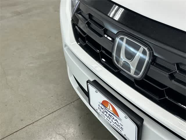 2026 Honda Odyssey Touring Platinum White Pearl at Honda of Clear Lake