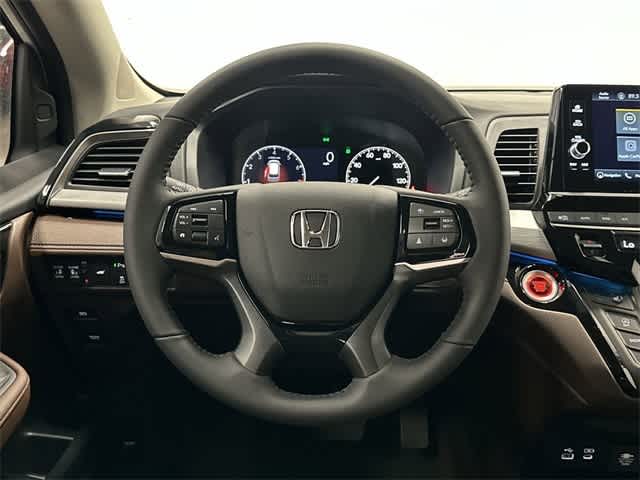 2026 Honda Odyssey Touring Platinum White Pearl at Honda of Clear Lake