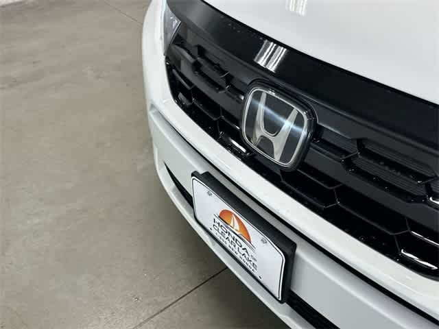 2026 Honda Odyssey Touring Platinum White Pearl at Honda of Clear Lake