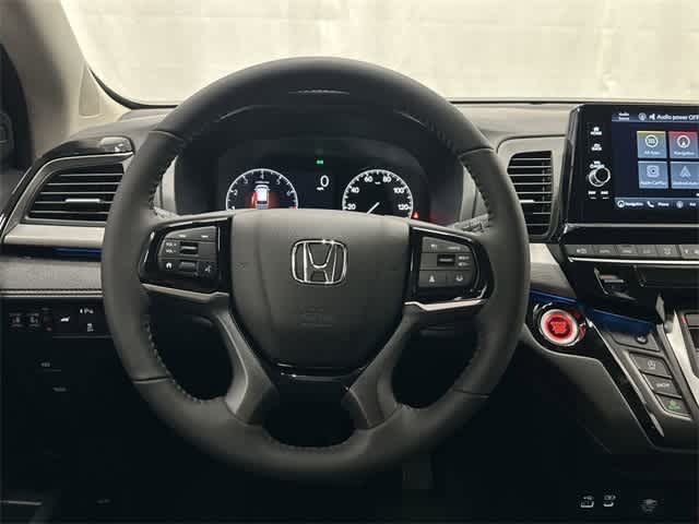 2026 Honda Odyssey Touring Platinum White Pearl at Honda of Clear Lake