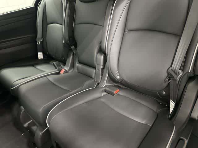 2026 Honda Odyssey Touring - 10
