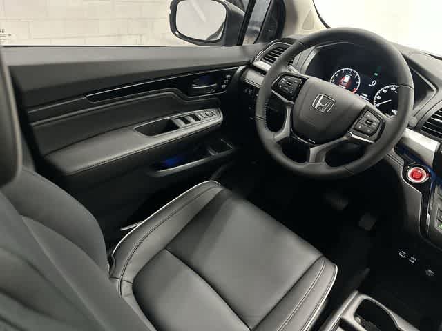 2026 Honda Odyssey Touring - 11