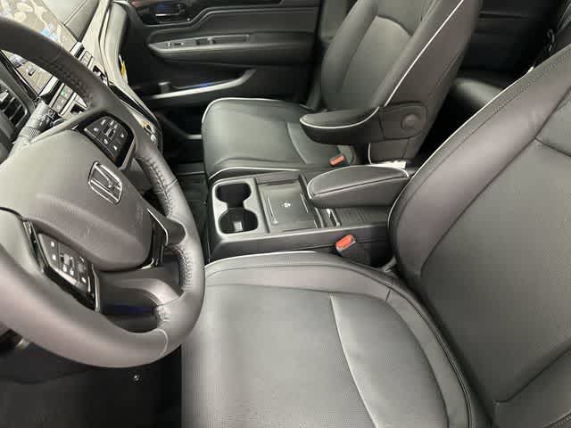 2026 Honda Odyssey Elite Platinum White Pearl at Honda of Clear Lake