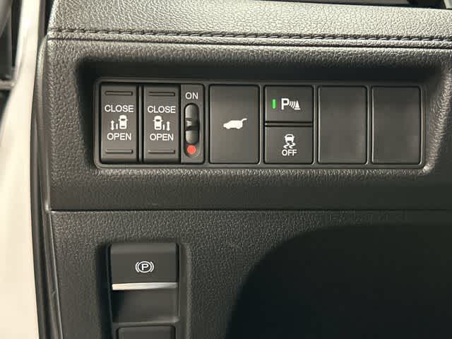 2026 Honda Odyssey Elite Platinum White Pearl at Honda of Clear Lake