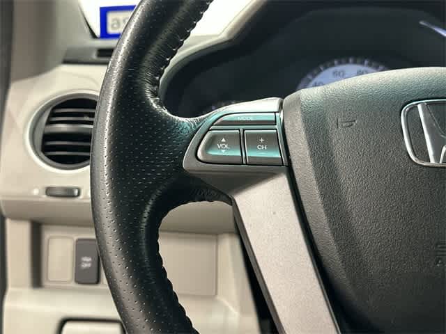 2010 Honda Pilot EX-L White at Friendly Ford Crosby