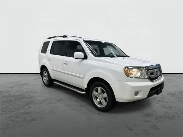 2010 Honda Pilot EX-L White at Friendly Ford Crosby