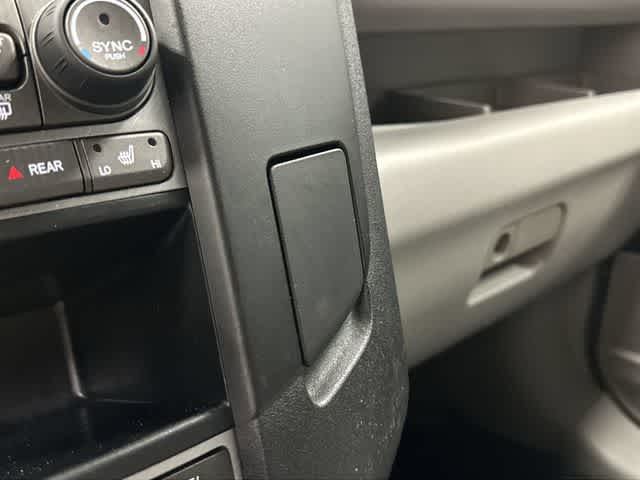 2013 Honda Pilot Touring White Diamond Pearl at Mac Haik Ford
