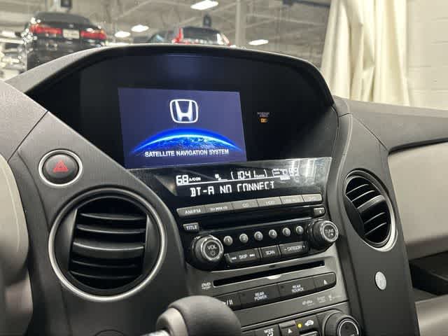 2013 Honda Pilot Touring White Diamond Pearl at Mac Haik Ford