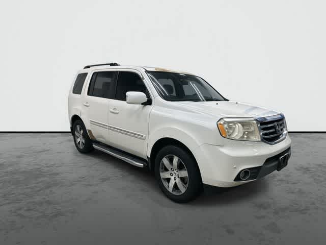 2013 Honda Pilot Touring White Diamond Pearl at Mac Haik Ford