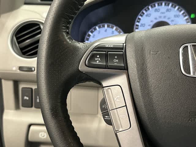 2013 Honda Pilot photo 17 of 32