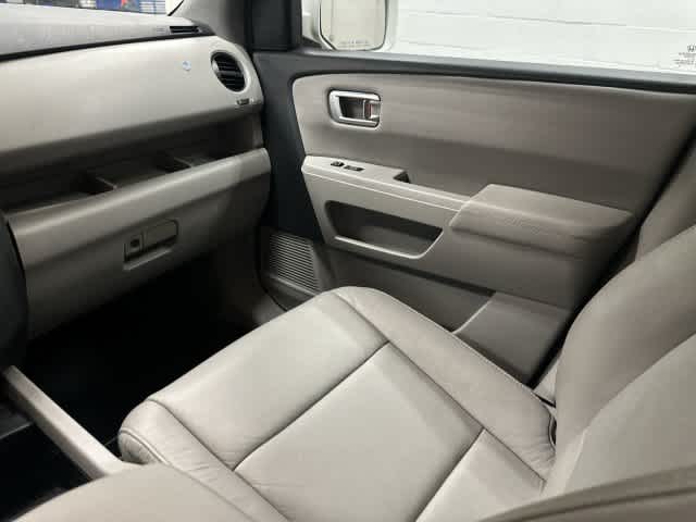 2013 Honda Pilot photo 13 of 32