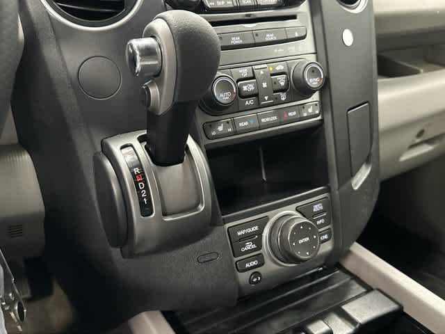 2013 Honda Pilot photo 24 of 32