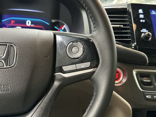 2022 Honda Pilot photo 18 of 32
