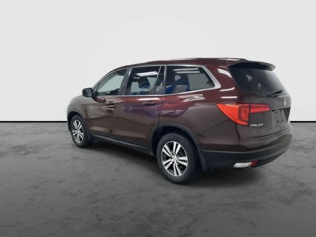 2016 Honda Pilot photo 9 of 32