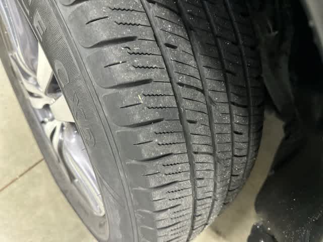 2016 Honda Pilot photo 29 of 32