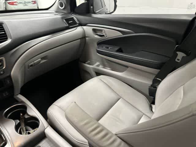 2016 Honda Pilot EX-L Crystal Black Pearl at Baytown Ford
