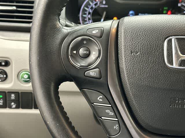 2017 Honda Pilot EX-L Lunar Silver Metallic at Honda of Clear Lake