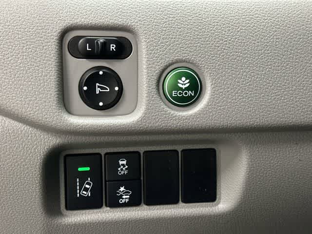 2017 Honda Pilot EX-L Lunar Silver Metallic at Honda of Clear Lake
