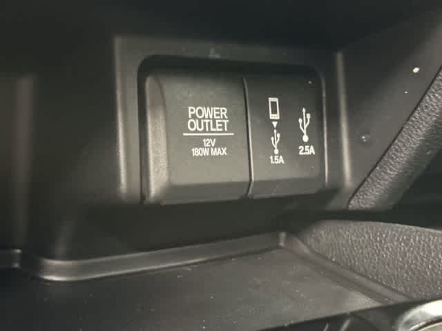 2018 Honda Pilot Touring White Diamond Pearl at Westside Kia