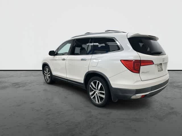 2018 Honda Pilot Touring White Diamond Pearl at Westside Kia