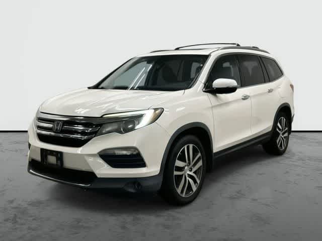 2018 Honda Pilot Touring White Diamond Pearl at Westside Kia