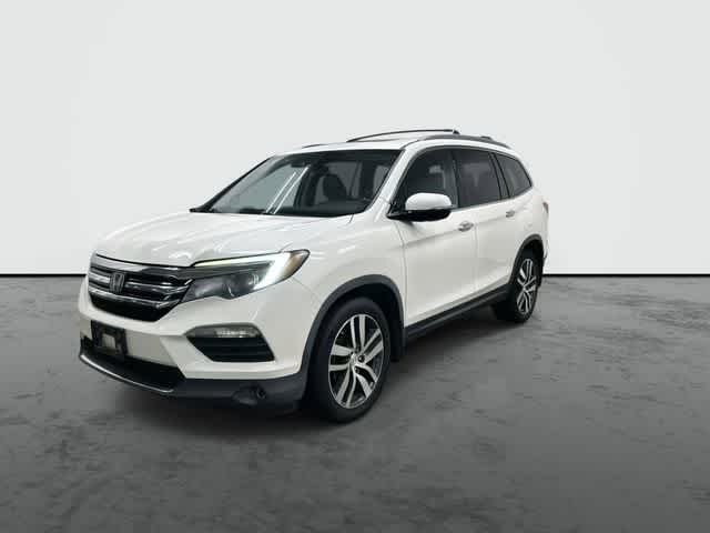 2018 Honda Pilot Touring White Diamond Pearl at Westside Kia